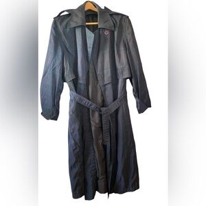 Vintage Women’s plaid Bleu full Length Trench coat  missing the Lining   Size L